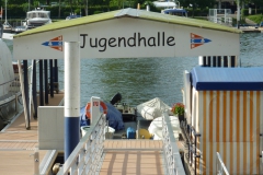 Jugendhalle